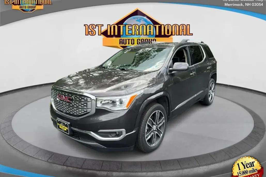 2017 Gmc Acadia Denali photo 1