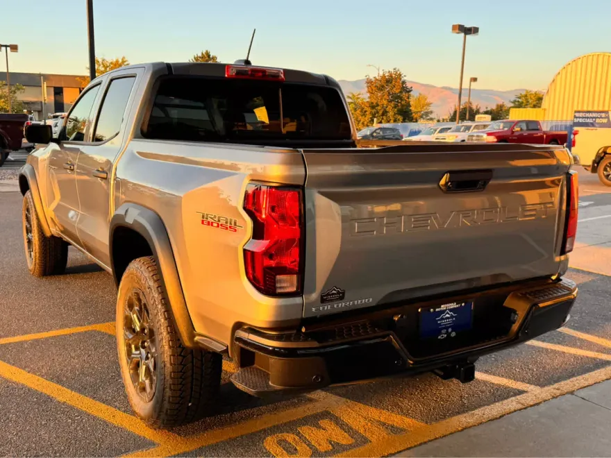 2026 Chevrolet Colorado Trail Boss photo 1