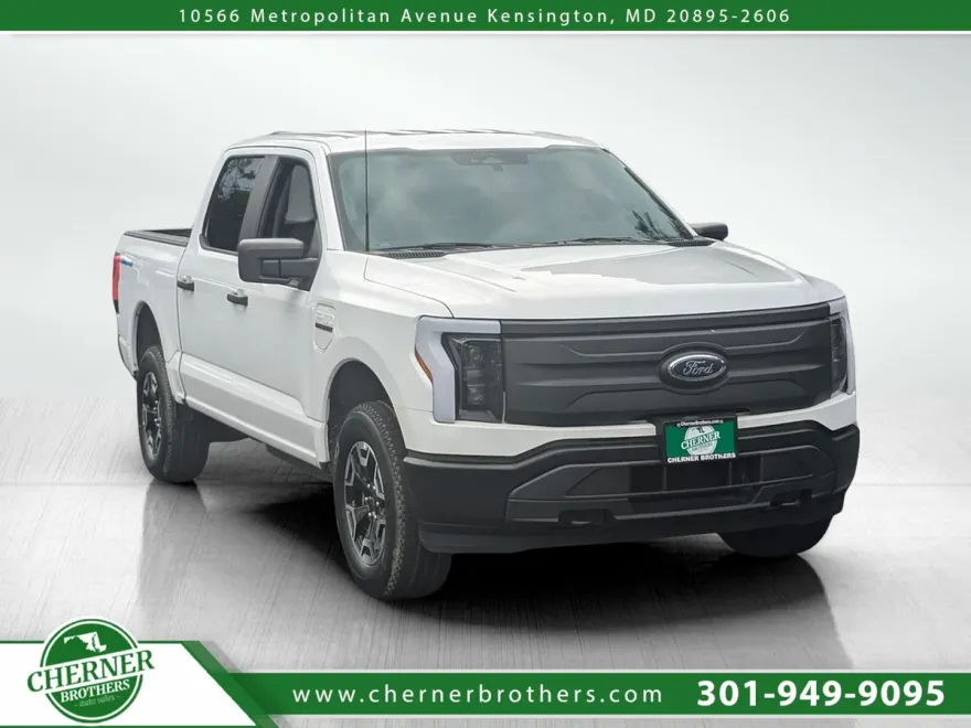 2022 Ford F-150 Lightning photo 1