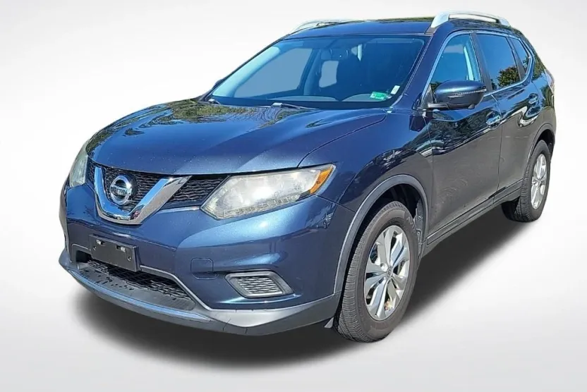 2016 Nissan Rogue SV photo 1