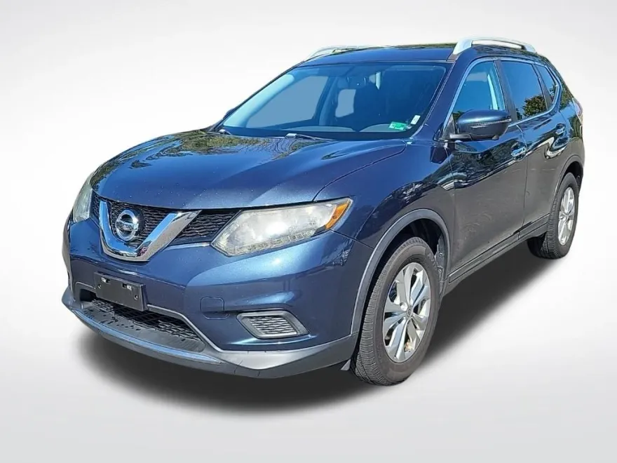 2016 Nissan Rogue SV photo 1