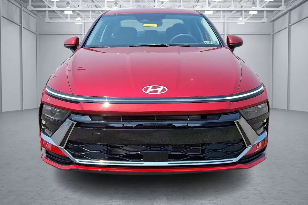 2024 Hyundai Sonata SEL photo 1