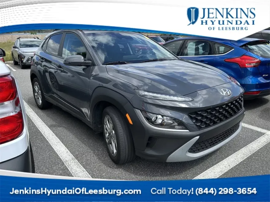 2023 Hyundai Kona SEL photo 1