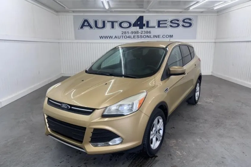 2014 Ford Escape SE Sport photo 1