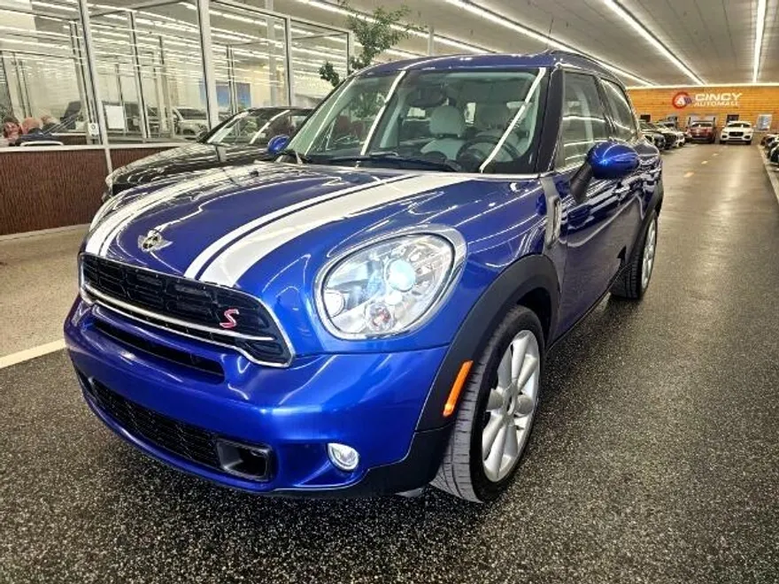 2015 Mini Countryman S photo 1
