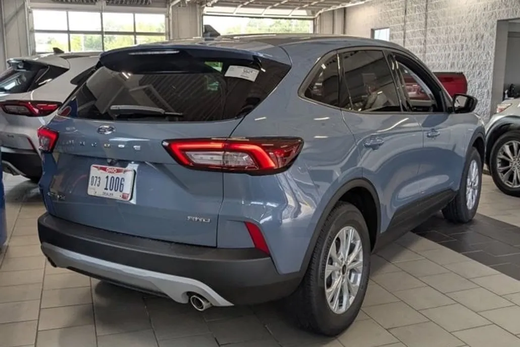 2025 Ford Escape Active photo 1