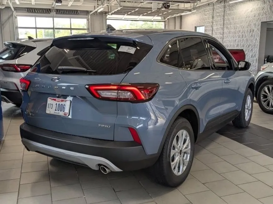 2025 Ford Escape Active photo 1