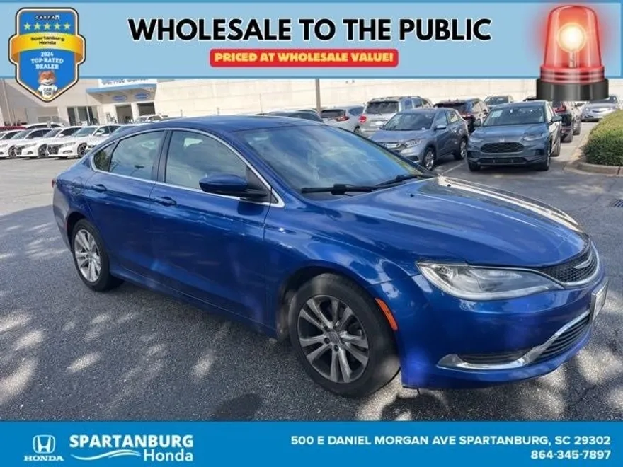 2015 Chrysler 200 Limited photo 1