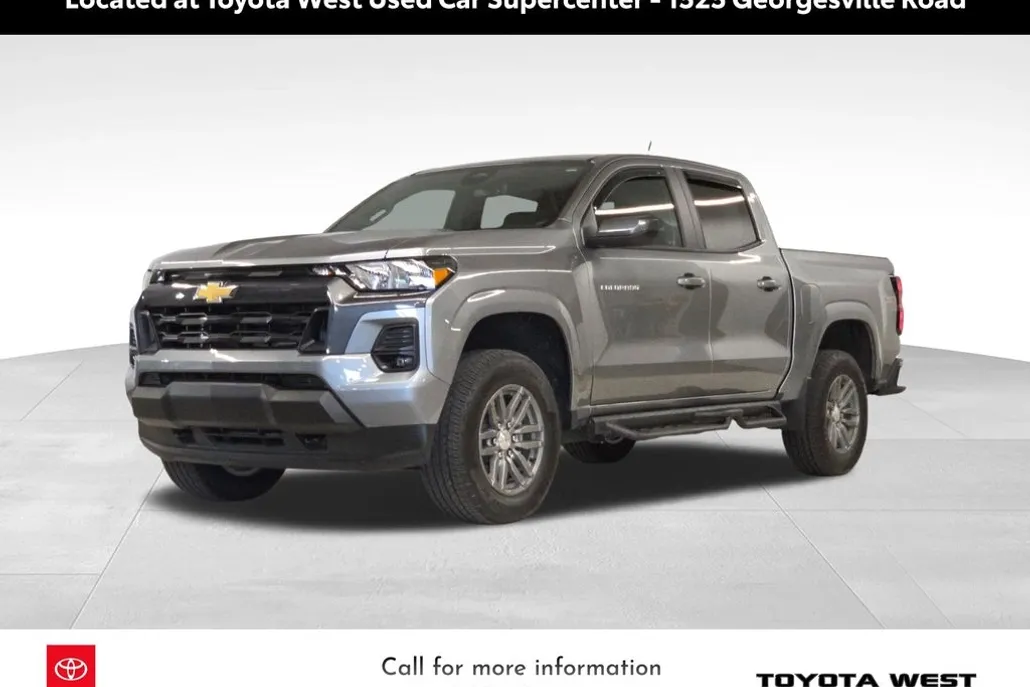 2024 Chevrolet Colorado LT photo 1