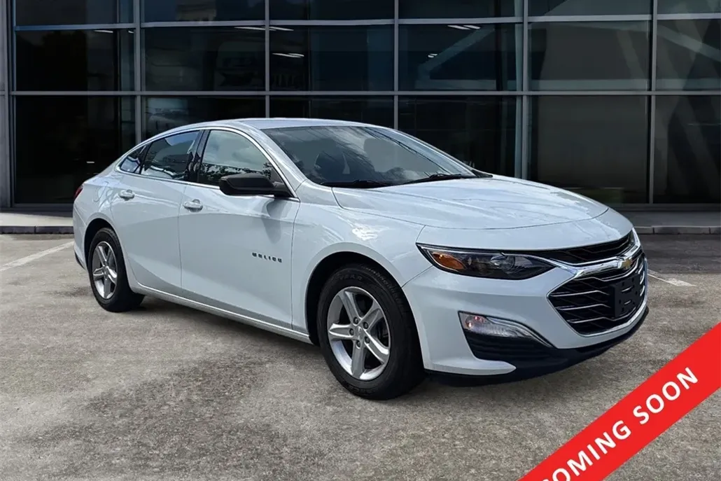 2021 Chevrolet Malibu LS photo 1