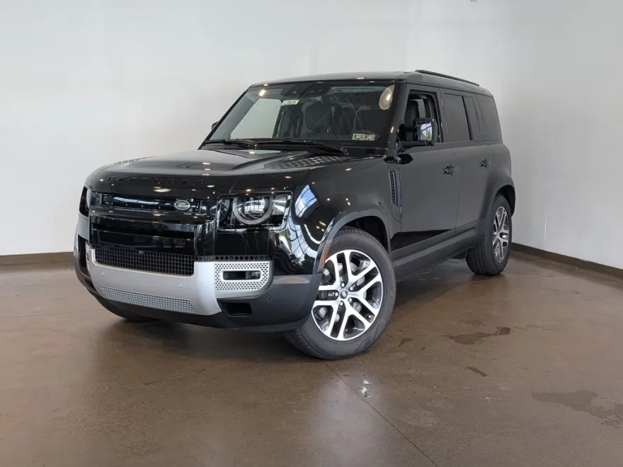 2025 Land Rover Defender 110 S photo 1