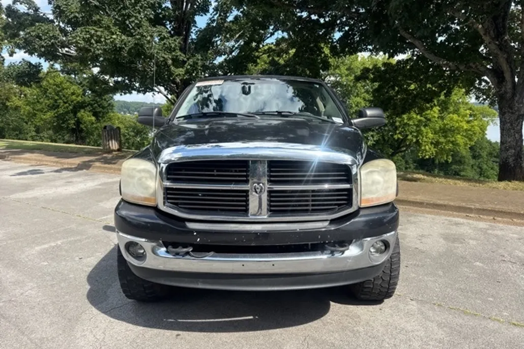 2006 Dodge Ram SLT photo 1
