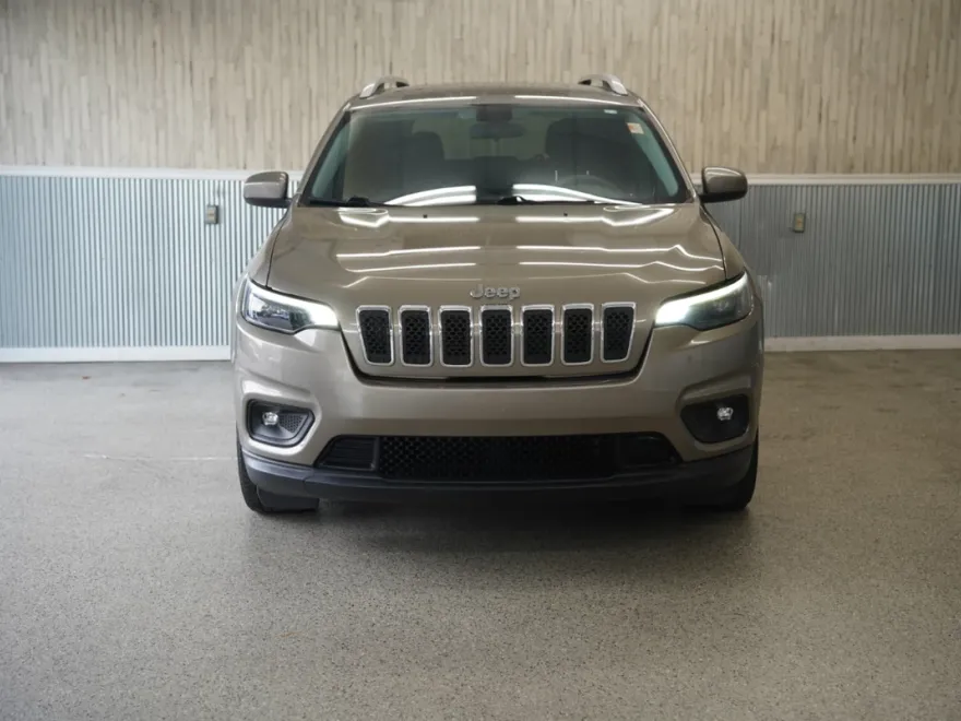 2019 Jeep Cherokee Latitude photo 1