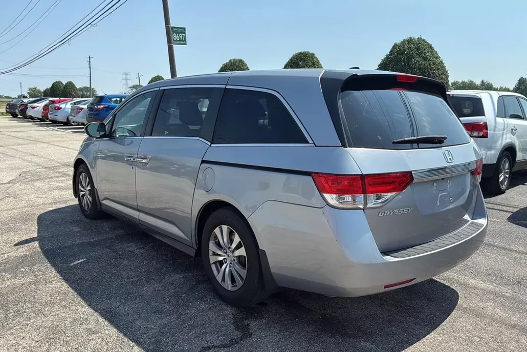 2017 Honda Odyssey EX-L photo 1