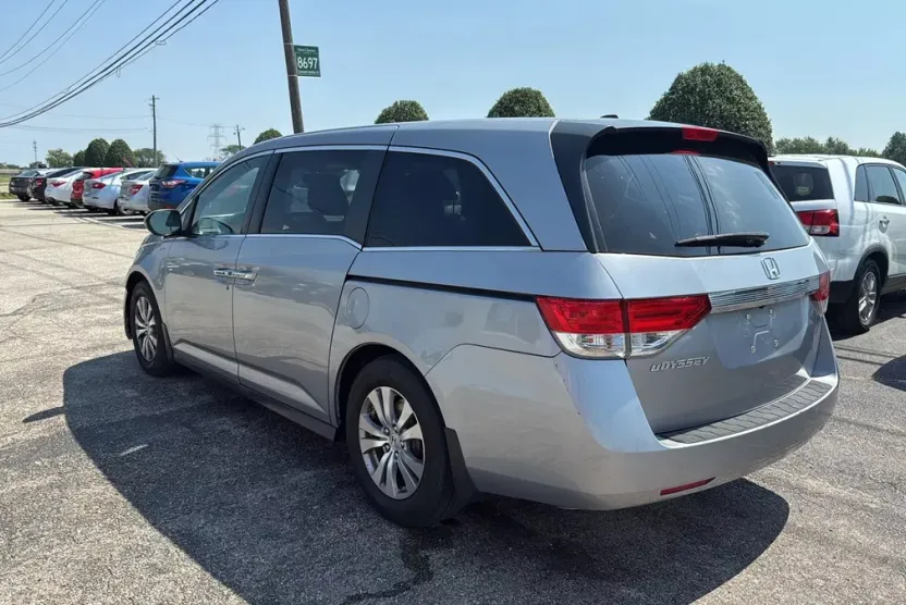 2017 Honda Odyssey EX-L photo 1