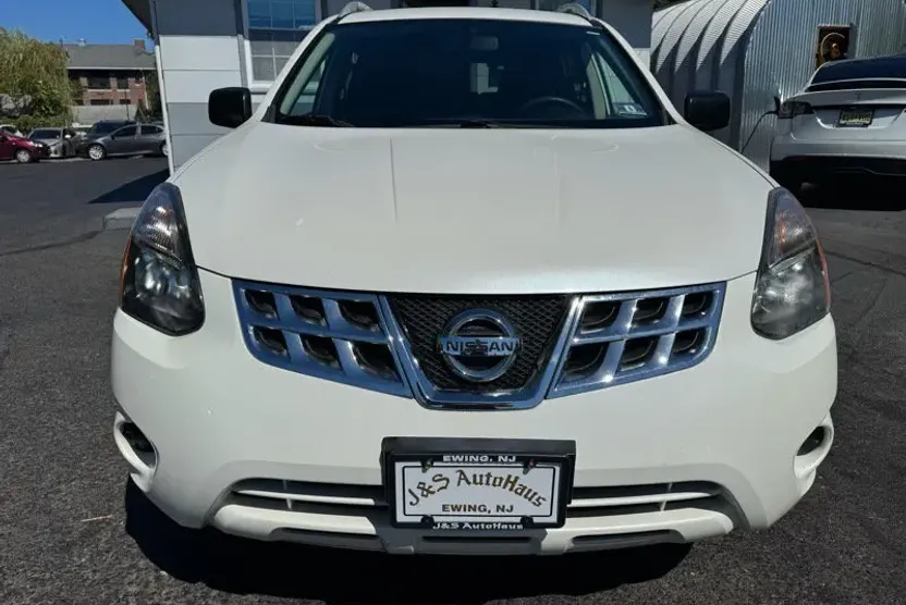 2015 Nissan Rogue Select AWD S photo 1