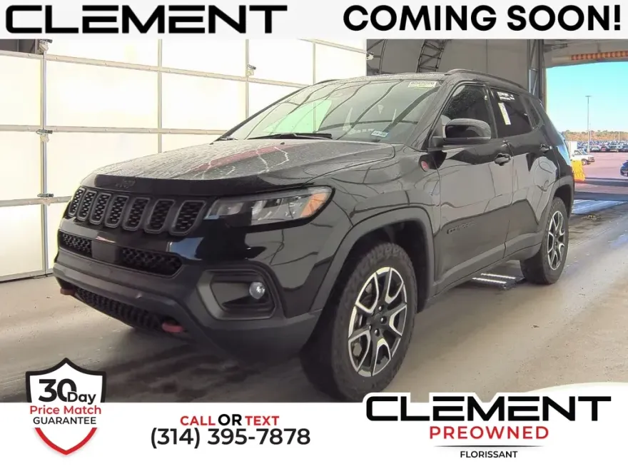 2024 Jeep Compass Trailhawk photo 1