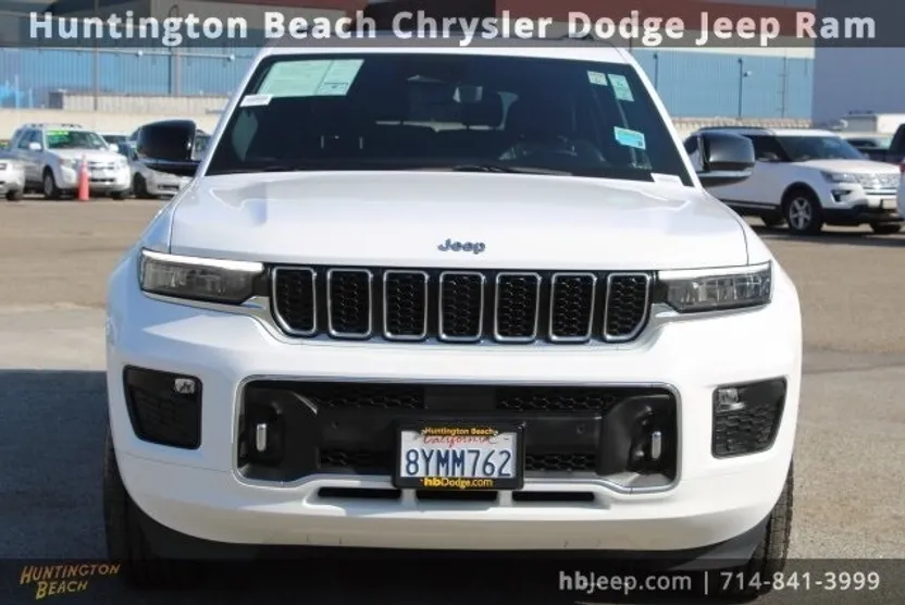 2021 Jeep Grand Cherokee Overland photo 1