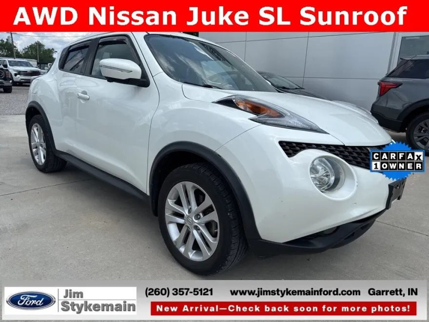 2016 Nissan Juke SL photo 1