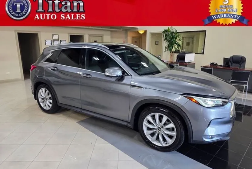2019 Infiniti QX50 Essential photo 1