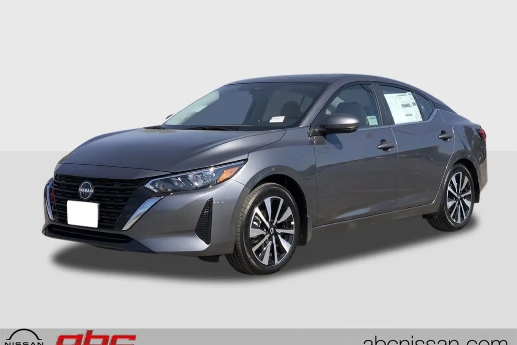 2025 Nissan Sentra SV photo 1