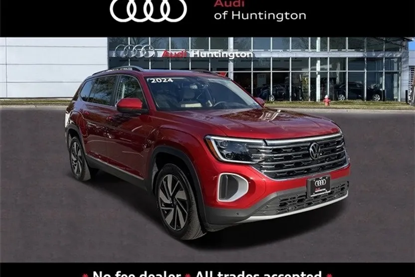 2024 Volkswagen Atlas SEL photo 1