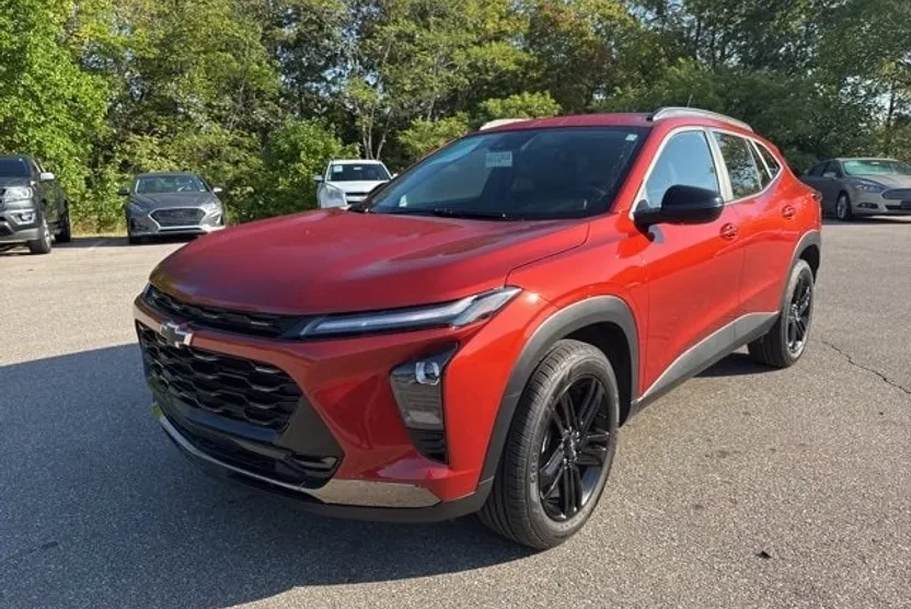 2024 Chevrolet Trax ACTIV photo 1