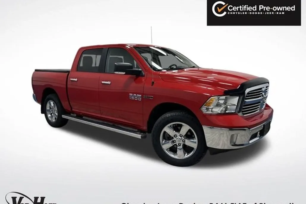 2017 Ram 1500 SLT photo 1