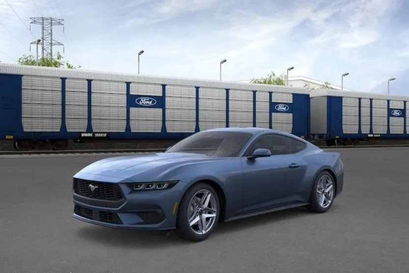 2025 Ford Mustang EcoBoost photo 1