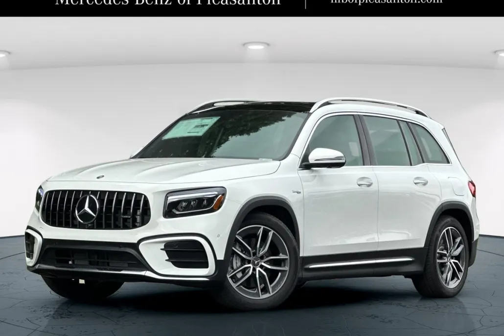 2025 Mercedes Benz GLB 35 AMG photo 1