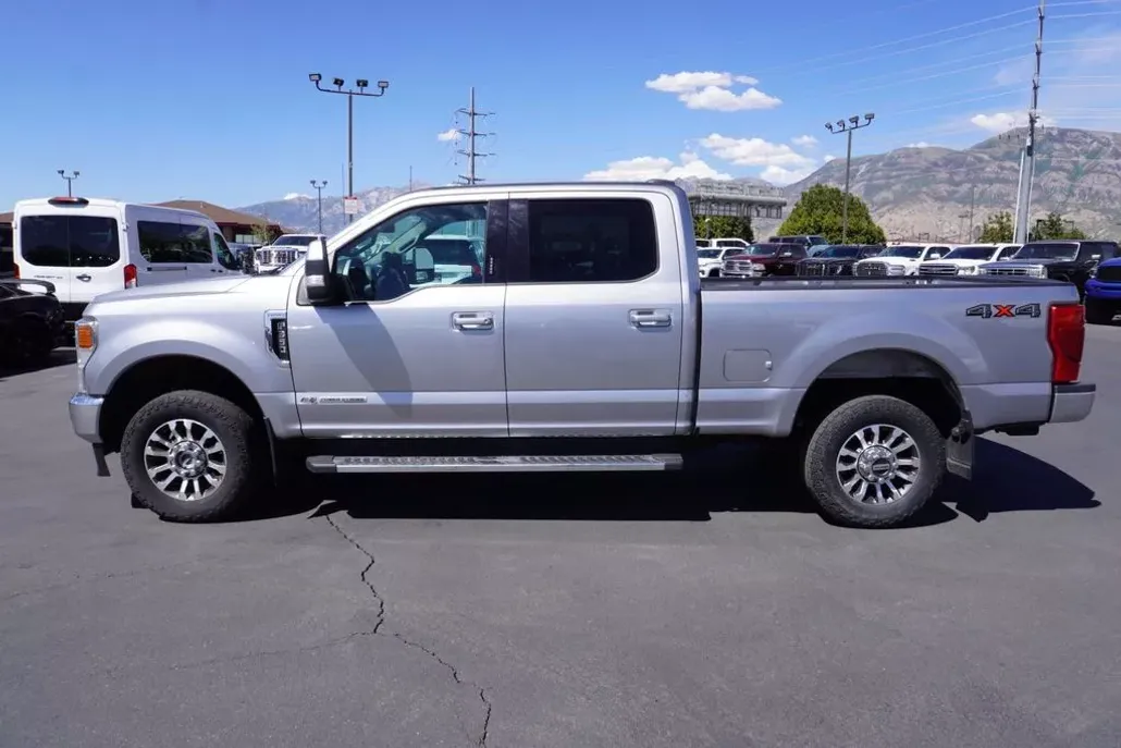 2020 Ford F-350 Lariat photo 1