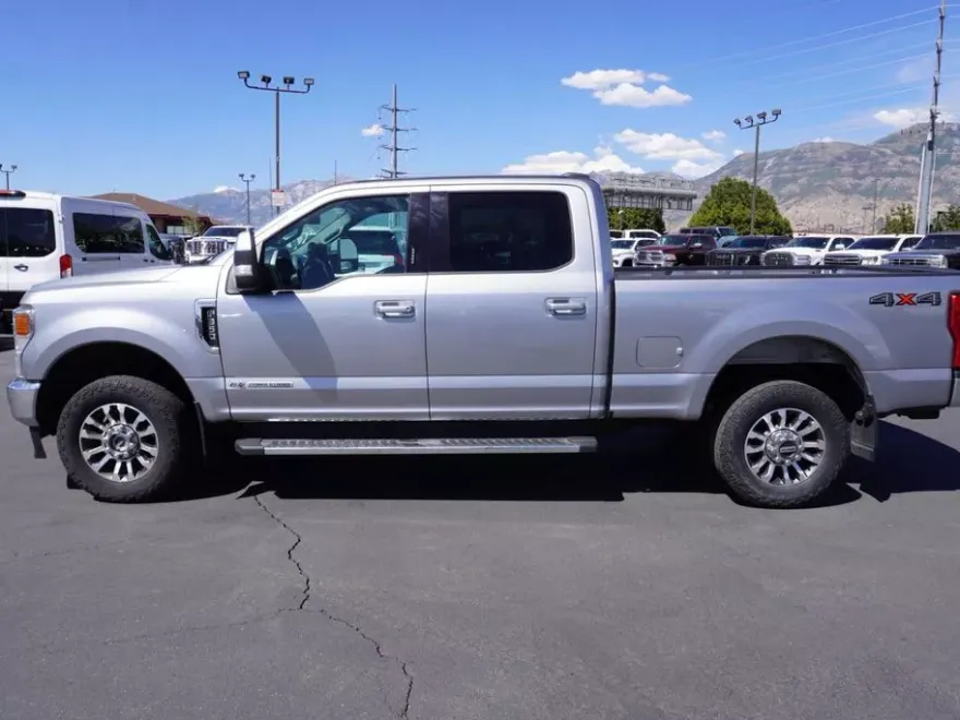 2020 Ford F-350 Lariat photo 1
