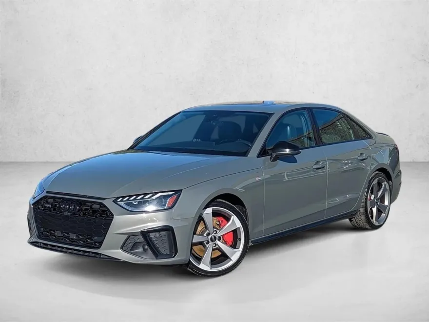 2023 Audi A4 S line Quattro Premium Plus photo 1