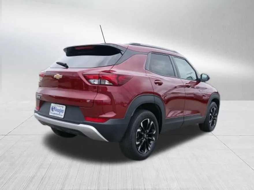 2023 Chevrolet Trailblazer LT photo 1