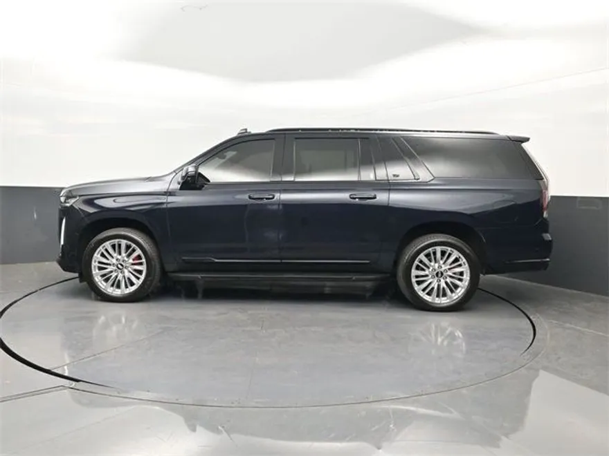 2021 Cadillac Escalade ESV Premium Luxury photo 1