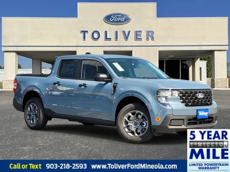 2025 Ford Maverick XLT photo 1
