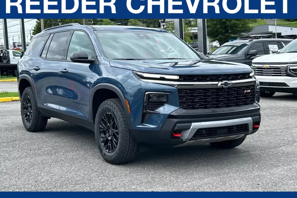 2026 Chevrolet Traverse Z71 photo 1