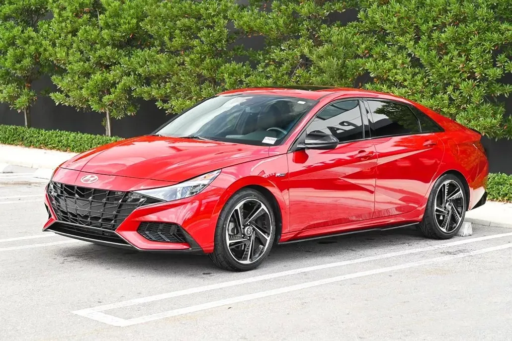 2023 Hyundai Elantra N Line photo 1