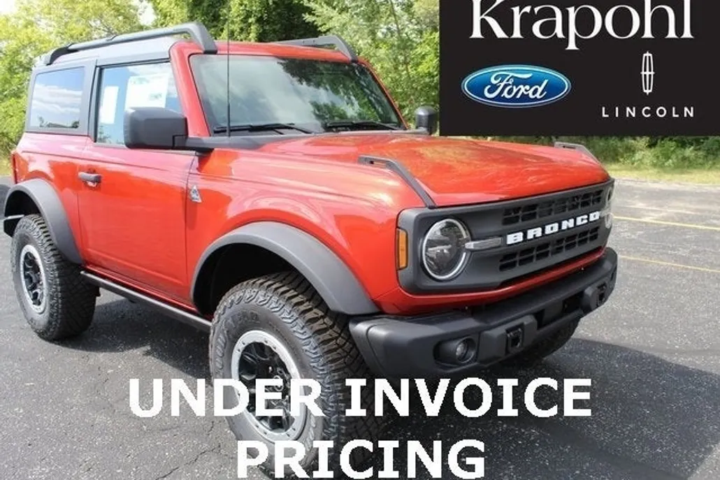 2024 Ford Bronco Black Diamond photo 1