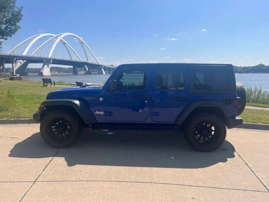 2018 Jeep Wrangler Unlimited Sport S photo 1
