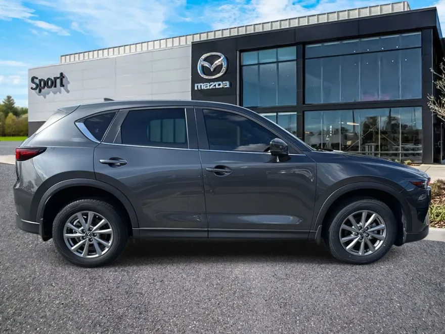 2022 Mazda CX-5 2.5 S Preferred photo 1