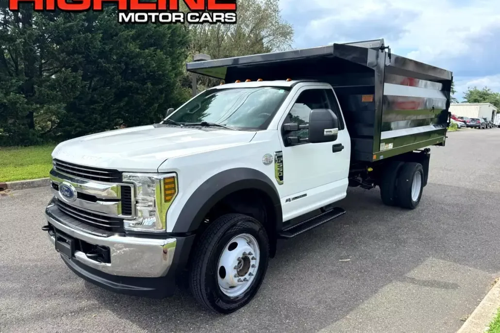2019 Ford F-550 XLT photo 1