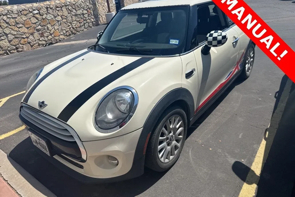 2014 Mini Cooper 2 Door Hardtop photo 1