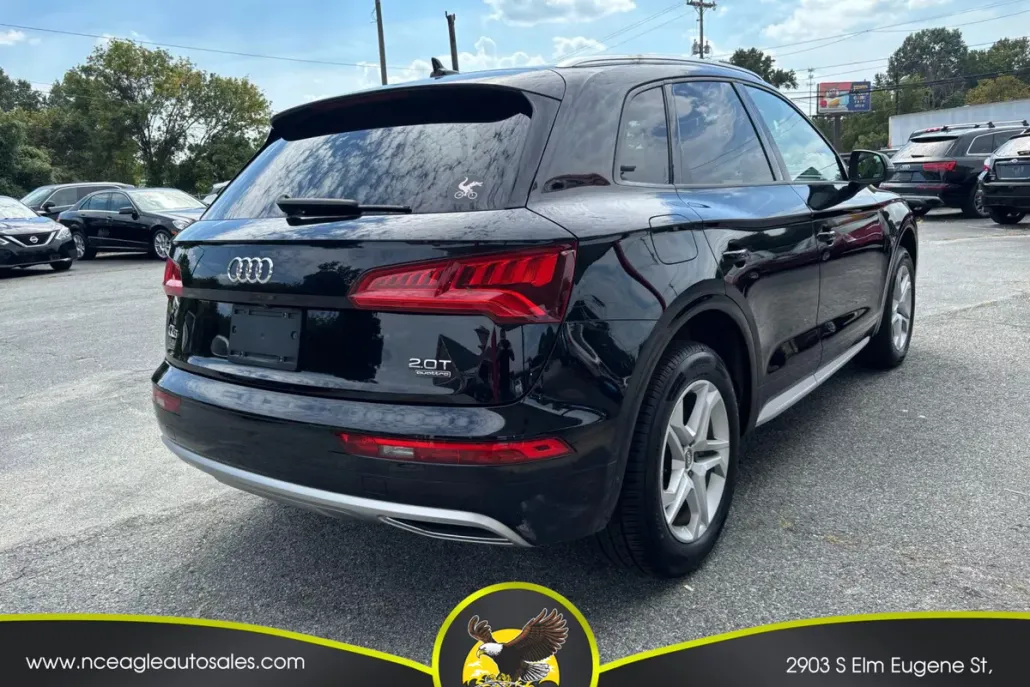 2018 Audi Q5 Premium photo 1