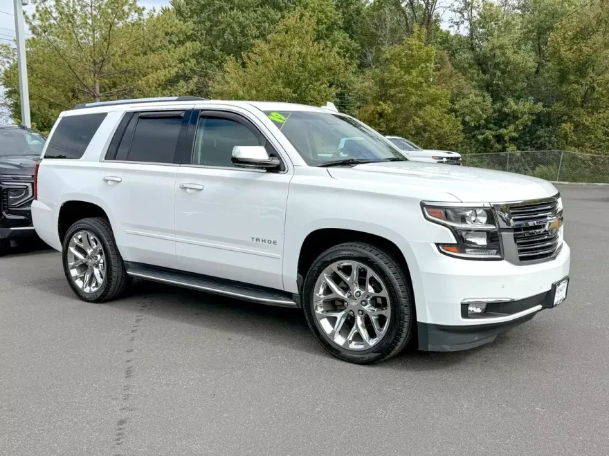 2019 Chevrolet Tahoe Premier photo 1