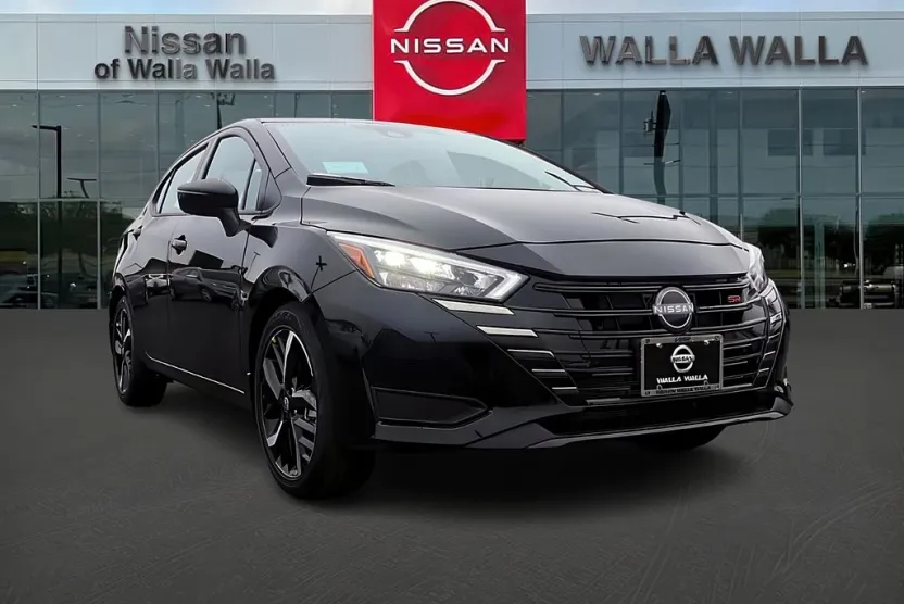2025 Nissan Versa SR photo 1