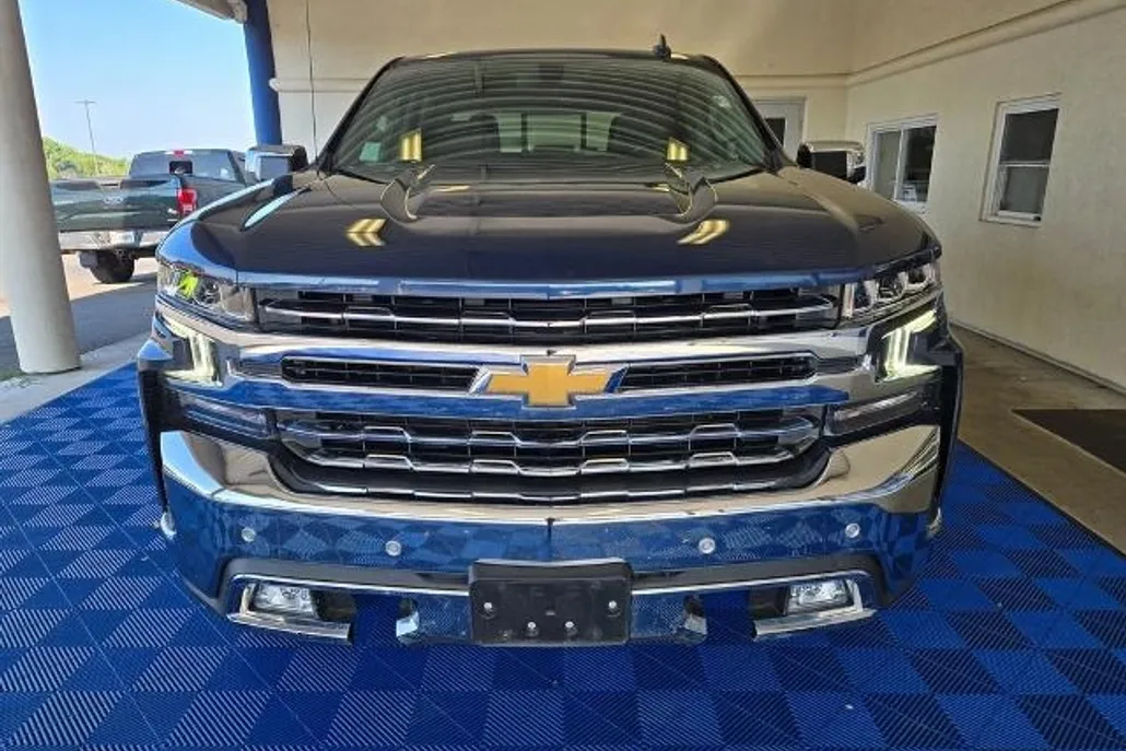 2022 Chevrolet Silverado 1500 LTZ Z71 photo 1