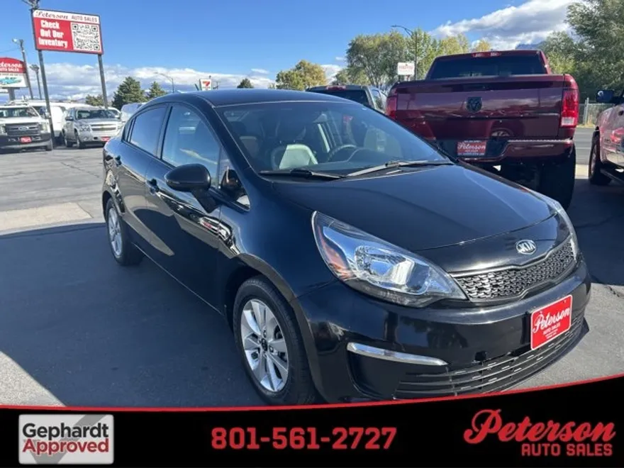 2017 Kia Rio LX photo 1
