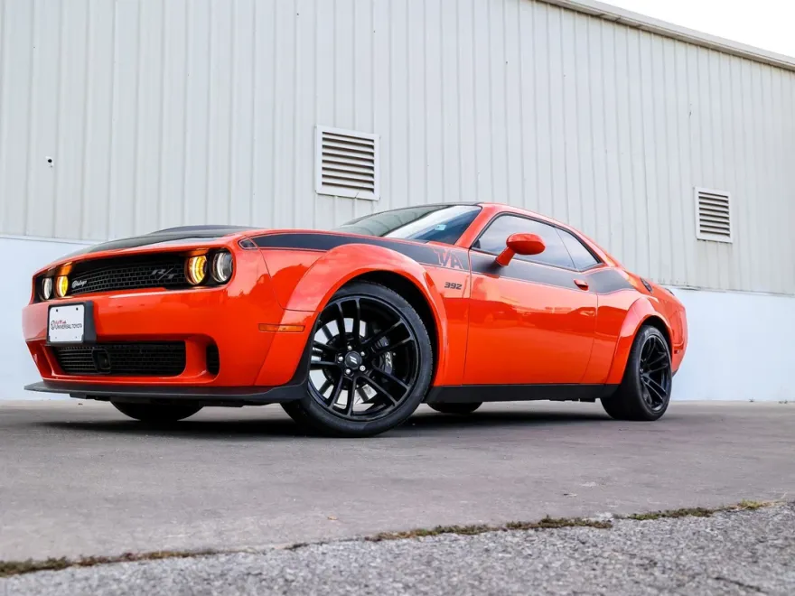 2022 Dodge Challenger R/T Scat Pack Widebody photo 1