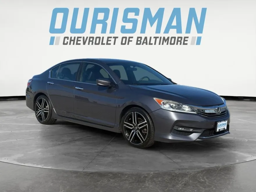 2017 Honda Accord Sport photo 1